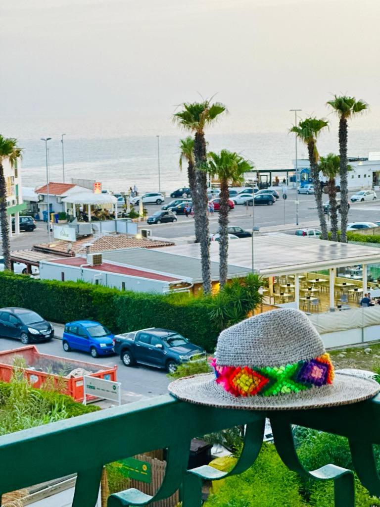 Sea View Apartment Gallipoli Buitenkant foto