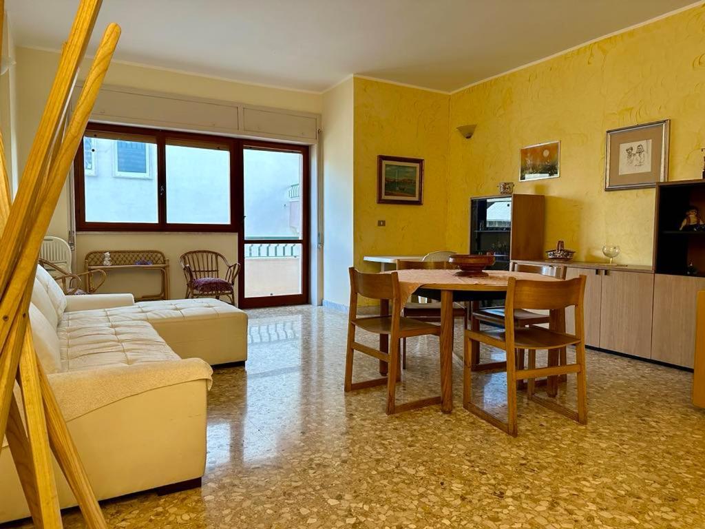 Sea View Apartment Gallipoli Buitenkant foto